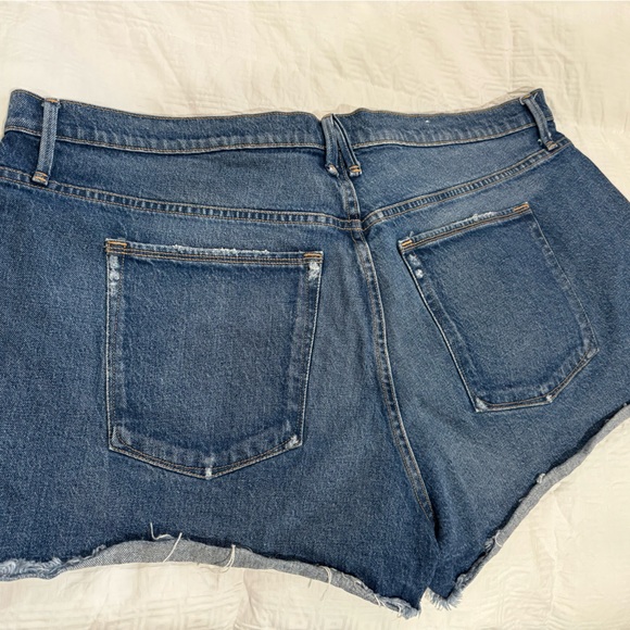 Good American shorts - Picture 2 of 3